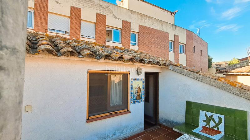 Foto 4847e0ec-4333-4384-83eb-7102e254b449. Casa aparellada amb xemeneia a Sant Llorenç Savall