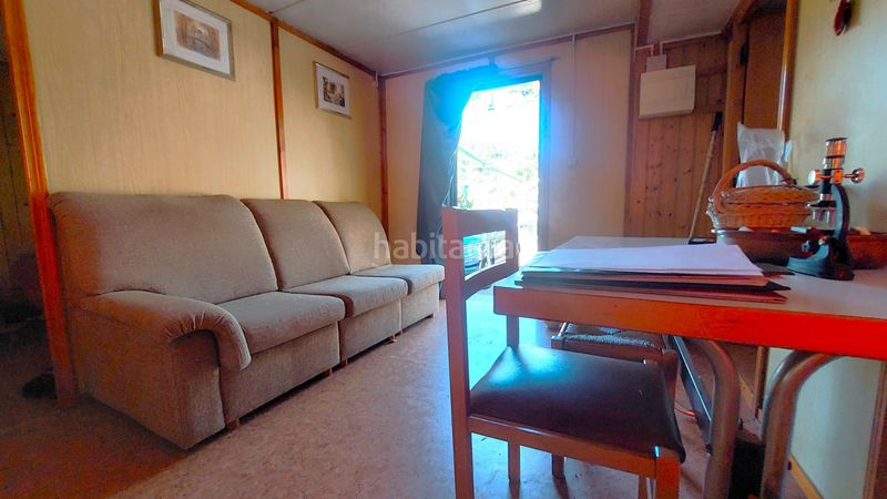 Foto 2d1f055b-37eb-461e-9047-e3ca8b5e3fe6. Chalet with fireplace heating in Sant Llorenç Savall
