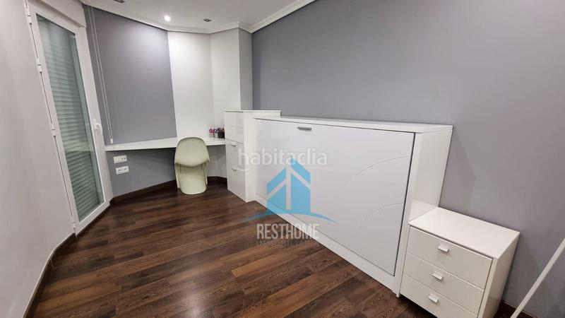Foto f51dded0-c53a-43df-acb3-4252dfddfc6f. Miete zweistöckige wohnung mit heizung parking in Gandia