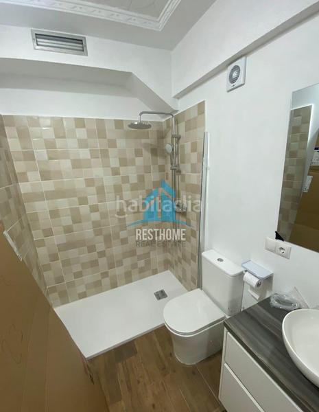 Foto 3755ff68-b76e-4b01-a28a-b7cd54fc29fc. Rez-de-chaussée dans Barrio de Campanar Valencia