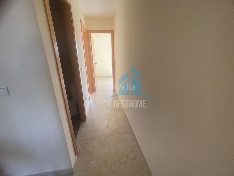 Foto 1960afbb-f60d-4cf4-9bbf-a7f56e44ed58. Reihenhaus mit pool in El Marenyet Cullera