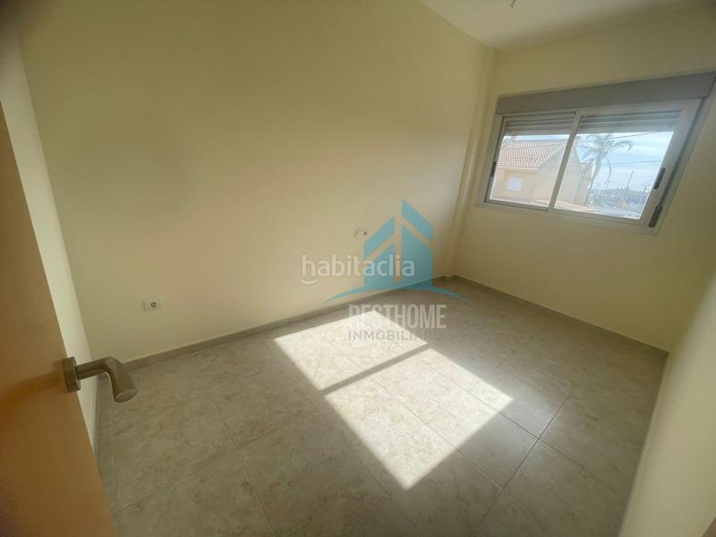 Foto cd2577d5-7374-43d1-83c5-0d8951429aad. Reihenhaus mit pool in El Marenyet Cullera