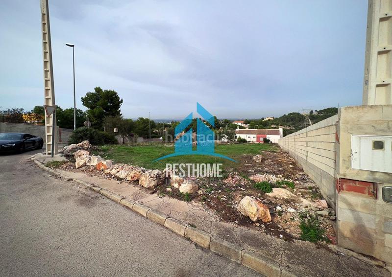 Foto 35f8fc98-ac7a-4156-9627-feab0993355a. Residential plot in Alberic