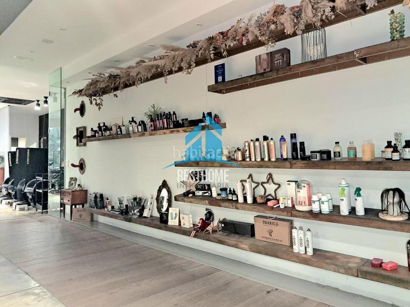 Foto 384888de-443e-4f23-aa92-bbf6aaead45c. Pas-de-porte local commercial dans Russafa Valencia