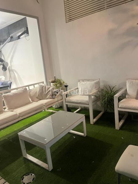 Foto 53905250-6891-4a80-9d96-52b8c176a0c2. Traspaso local comercial se traspasa peluquería en funcionamiento en Valencia