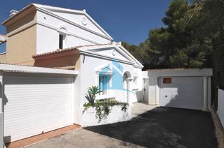 Casa adossada a Cometa. Casa o chalet independiente en venta en partida cometa iii,