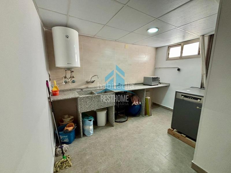 Foto a94817a4-47e7-4d68-bbae-e6f7dc06a3cb. Casa aparellada amb calefacció aparcament a Park Nord - Casona Gandia