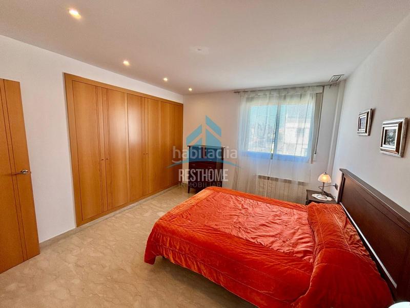 Foto 18a7ced6-653c-4434-85cb-138819123b78. Casa bifamiliare con riscaldamento parcheggio in Park Nord - Casona Gandia