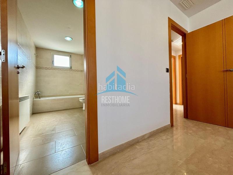 Foto 24d88db8-eb09-4fb8-965a-61c0a62105ac. Casa pareada en Park Nord - Casona Gandia