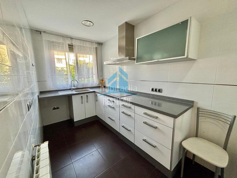 Foto 3e1d9bf0-64e4-4ded-b7c0-3340d8118d13. Casa pareada en Park Nord - Casona Gandia