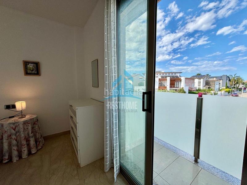 Foto 61ef3e62-fc1d-4b0e-a99c-71e590f0e1f5. Casa pareada en Park Nord - Casona Gandia