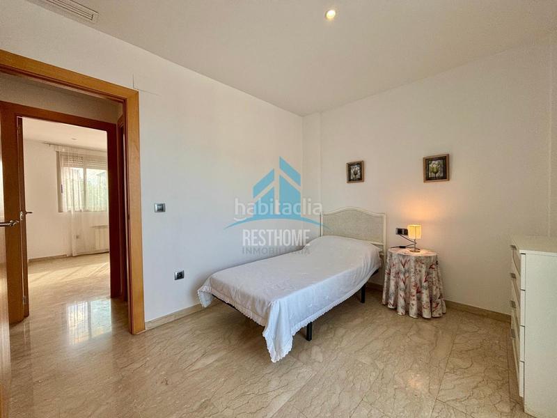 Foto 672477b7-397b-426b-a5ce-c5eb012f9e3f. Casa pareada en Park Nord - Casona Gandia