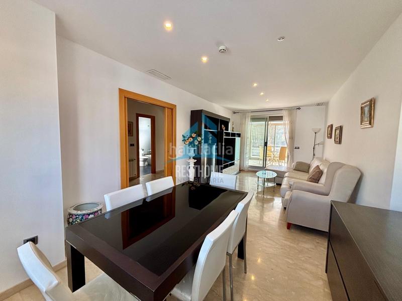 Foto 667b5f4c-0c28-404c-bad2-f7b860dc46b1. Doppelhaus mit heizung parking in Park Nord - Casona Gandia