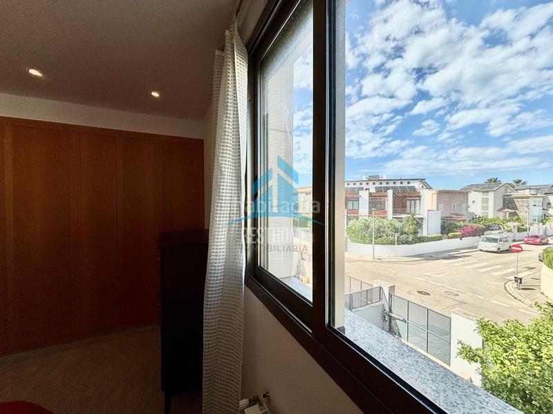 Foto 194979ed-b533-4477-9d69-4680c03e3def. Towny house with heating parking in Park Nord - Casona Gandia