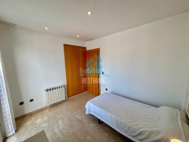 Foto cbd3f2a7-082f-4185-abec-ecabc3592b69. Towny house with heating parking in Park Nord - Casona Gandia
