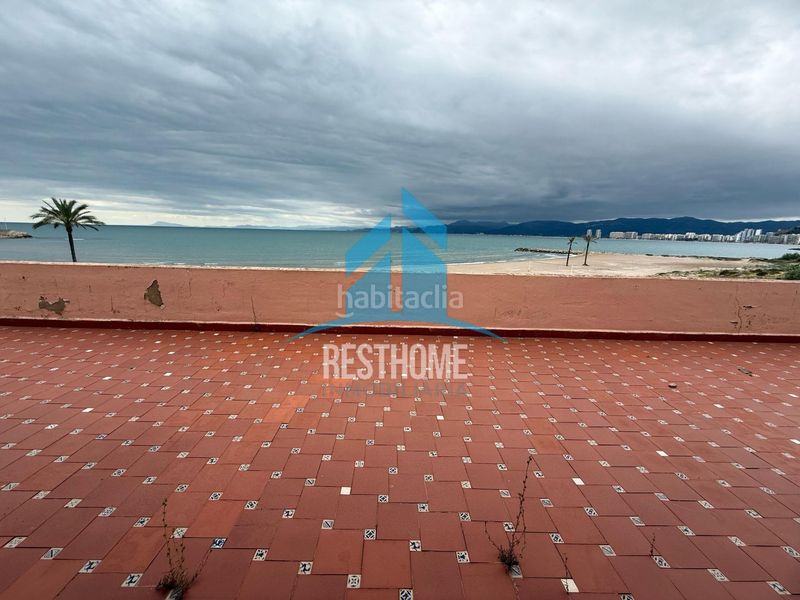 Foto e8f12cbf-624a-46b1-aa2e-d0a602b8a5d0. Local comercial a El Faro Cullera