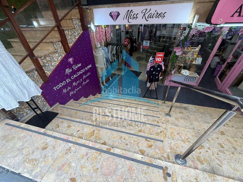 Foto aed9d287-7dd2-42e0-9fe9-694d12f2e9cc. Locale commerciale in Centro Histórico Gandia