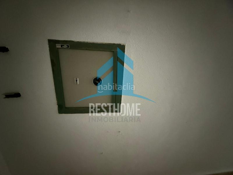 Foto c5a895ed-9bb8-4380-a281-8cb76d3d325c. Locale commerciale in Centro Histórico Gandia