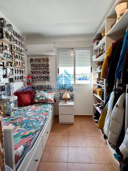 Foto c5350738-a622-49ec-b7ee-4fe0e21ca53a. Reihenhaus mit parking in El Marenyet Cullera