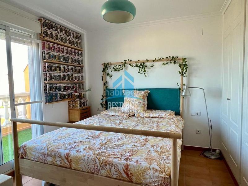 Foto e0a40af8-c816-47d6-a212-12bd7353ef4b. Reihenhaus mit parking in El Marenyet Cullera