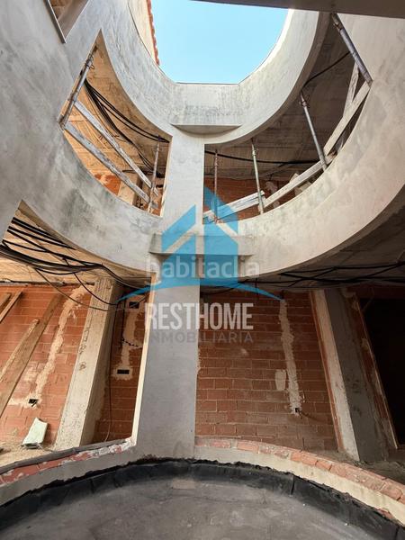 Foto 1d1d0ca8-1108-4858-8afd-db48a114aae5. Édifice dans Favara