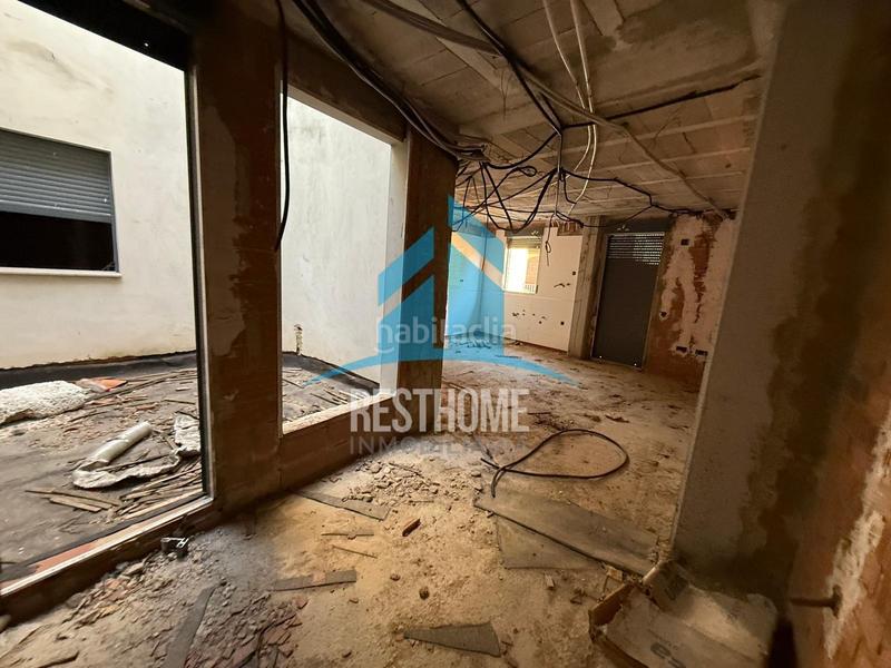 Foto 5eceebfd-160d-420d-946e-7e4c2814cfe0. Édifice dans Favara