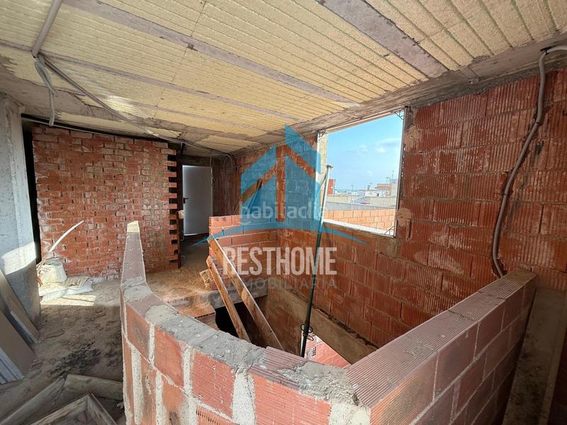 Foto d6be3bd0-45ea-456c-b084-45376db9cafb. Édifice dans Favara