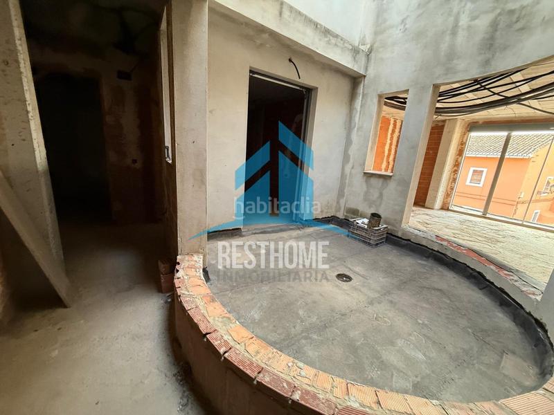 Foto ec8195d8-67e0-41d8-b2db-249333316b81. Édifice dans Favara