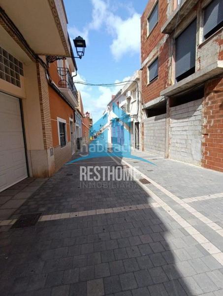 Foto ee49d13f-487b-47c9-9f41-b9ec08fa0937. Édifice dans Favara