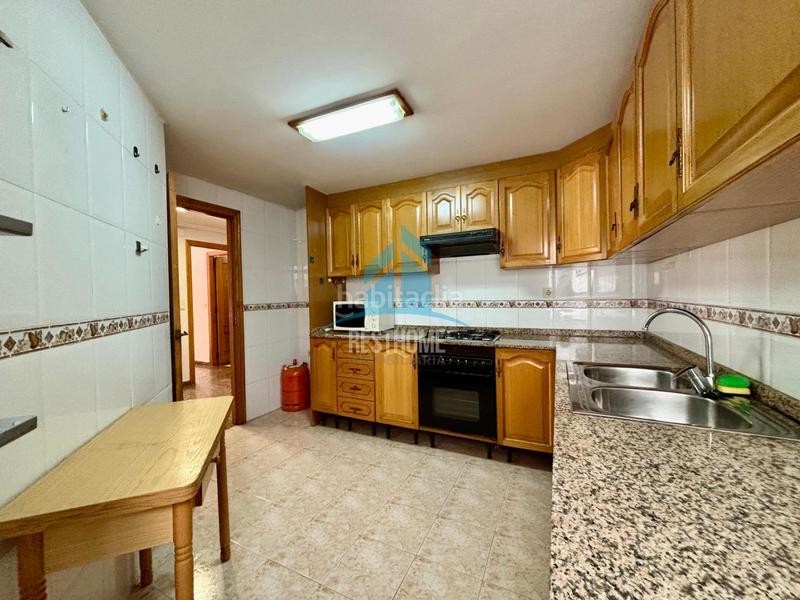 Foto 2e247162-6a9c-4ed3-ab85-9aecebcea47c. Pis amb aparcament a Corea Gandia