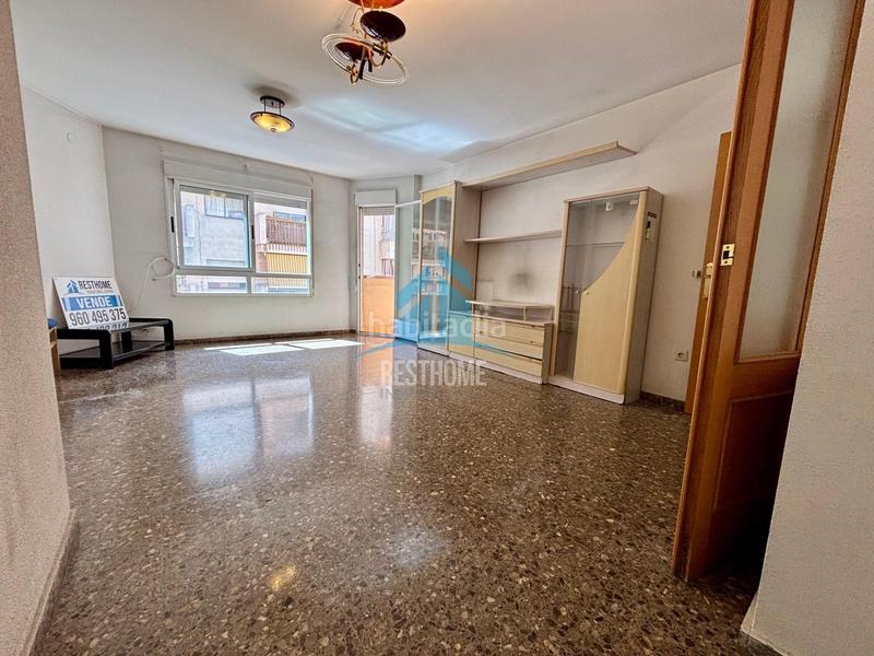 Foto 3108877e-1f7c-4a47-9e10-7c889ba9664a. Pis amb aparcament a Corea Gandia