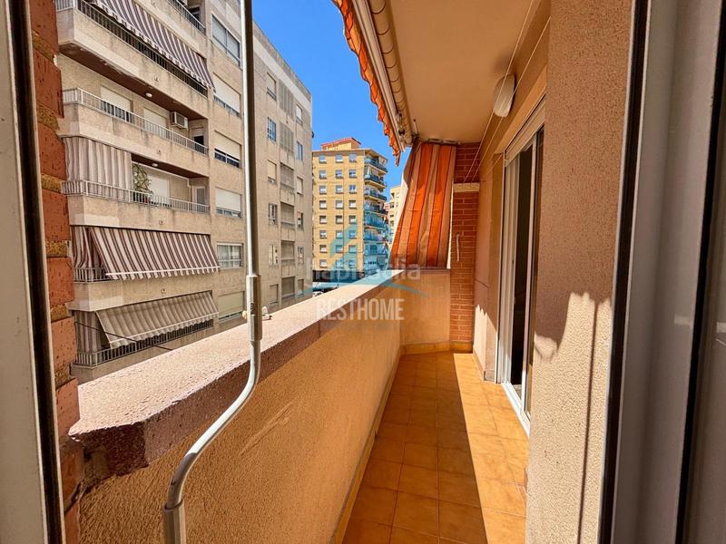 Foto 406275d7-e4d8-48a4-8138-ef508a95f9b6. Pis amb aparcament a Corea Gandia