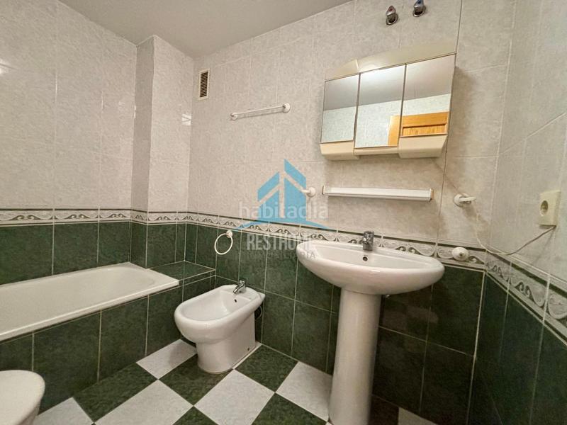 Foto 9f740c5b-a95f-45a9-b82b-38f2b16bc0a5. Pis amb aparcament a Corea Gandia