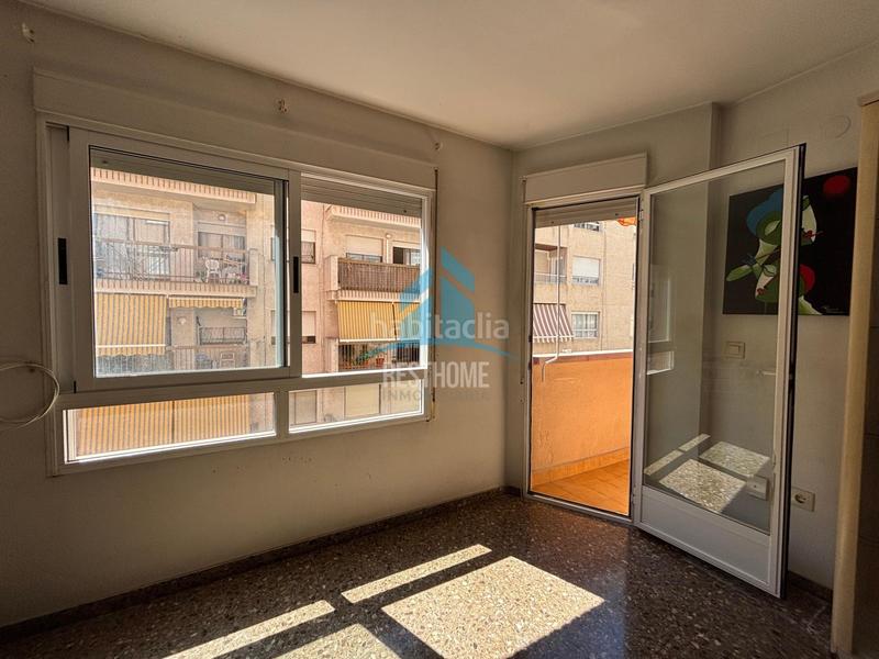 Foto ae71c8a5-f248-4f9c-bf1b-e47c45261f7c. Pis amb aparcament a Corea Gandia