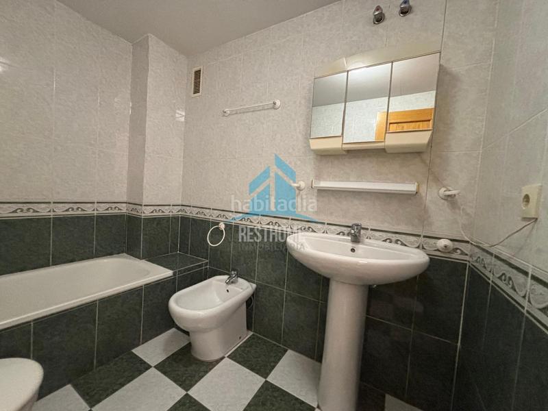 Foto b7987326-14bc-48b5-ac02-10b7871258d2. Pis amb aparcament a Corea Gandia