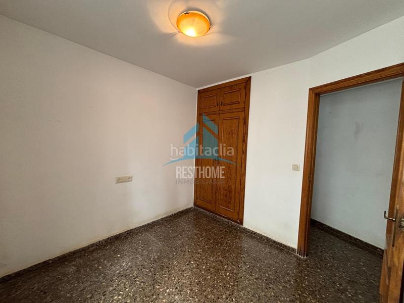 Foto d1f0012a-878d-4c4d-b4ed-cba5155b403c. Pis amb aparcament a Corea Gandia