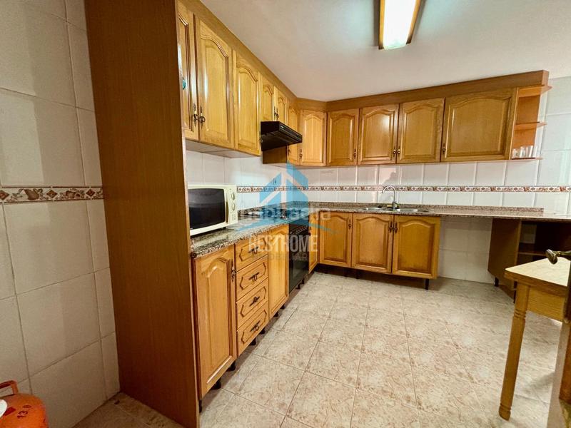 Foto f59e96c8-ce3d-4cb5-8b3c-c9efb630af81. Pis amb aparcament a Corea Gandia