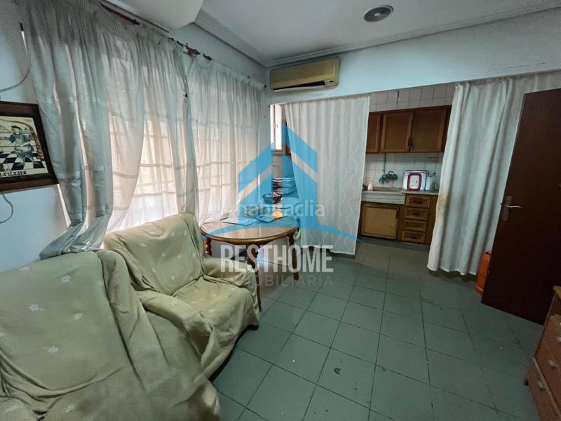 Foto 13422353-a60e-4ff3-859b-20566af64d4a. Local comercial a pueblo de Cullera Cullera