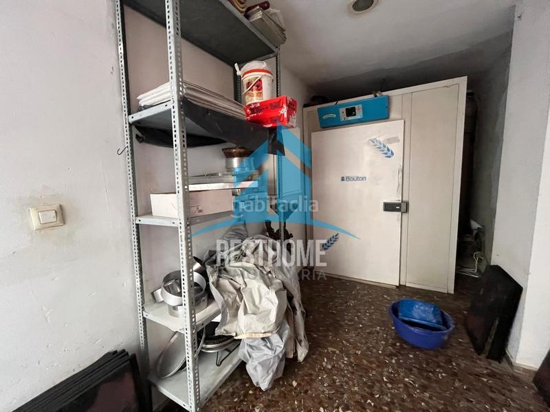 Foto 7a0b2a41-794b-492a-9551-d366b9da05b7. Local comercial a pueblo de Cullera Cullera