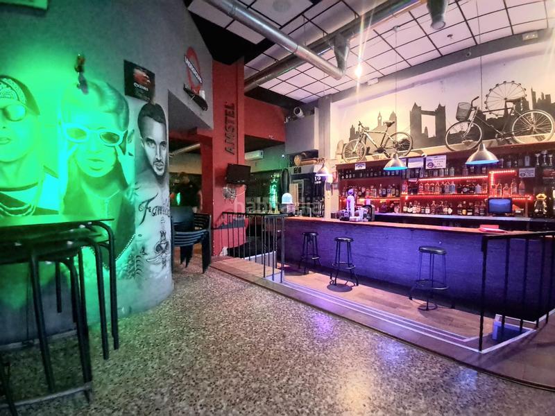 Foto 876cc0f4-c14f-4bfa-941c-9c000cc04b96. Traspaso local comercial traspaso pub salónlounge en Valencia