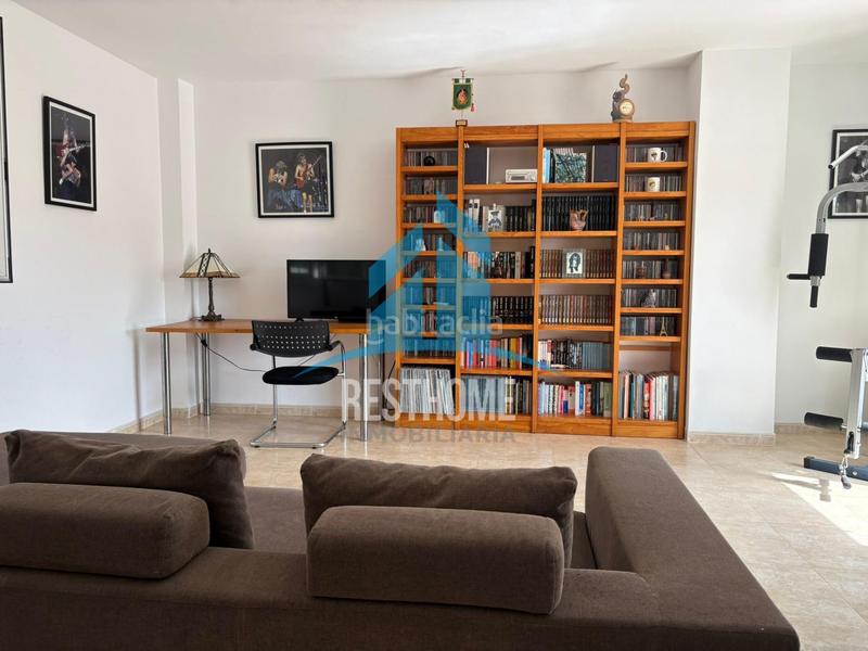 Foto 012f423b-283d-4507-a18d-6b87c6970f36. Casa a schiera con parcheggio in Bulevar del Xúquer Cullera