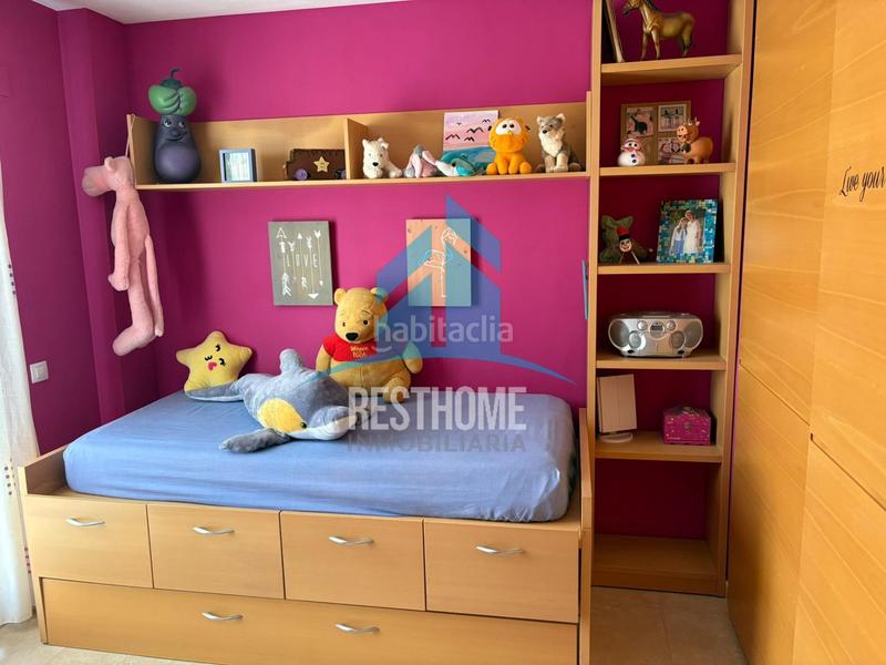 Foto 04455962-6d23-4b3a-b7f8-362b3124d3b3. Casa a schiera con parcheggio in Bulevar del Xúquer Cullera