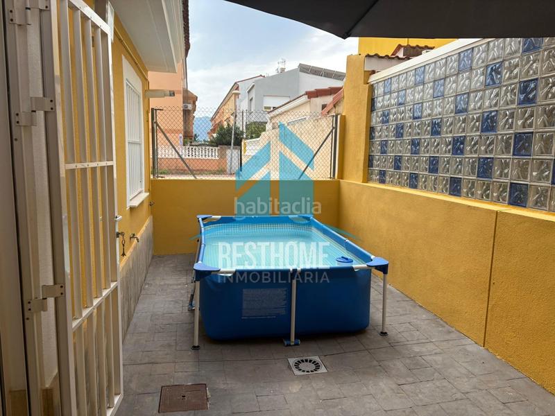 Foto 35d6625f-0190-4a32-ac0b-6937205b18ad. Casa a schiera con parcheggio in Bulevar del Xúquer Cullera