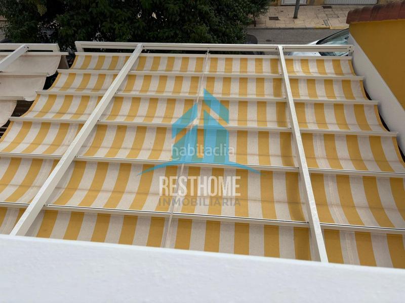 Foto 4201eb59-a1df-40a6-81e0-3905fd31580f. Casa a schiera con parcheggio in Bulevar del Xúquer Cullera