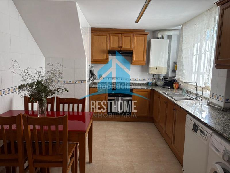 Foto 66b879f4-6d4e-47f0-bd0f-26ee3290034a. Casa a schiera con parcheggio in Bulevar del Xúquer Cullera