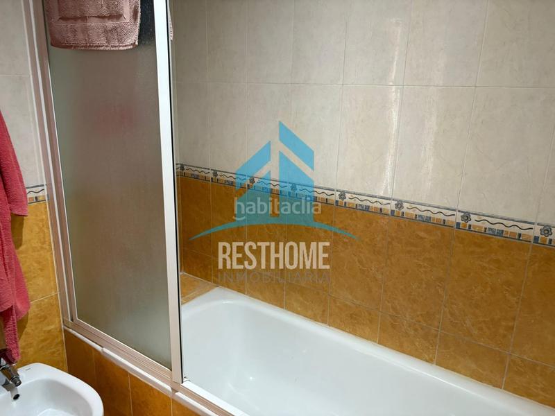 Foto a533c0c2-2a3c-42d1-92e4-387d85fe7258. Casa a schiera con parcheggio in Bulevar del Xúquer Cullera