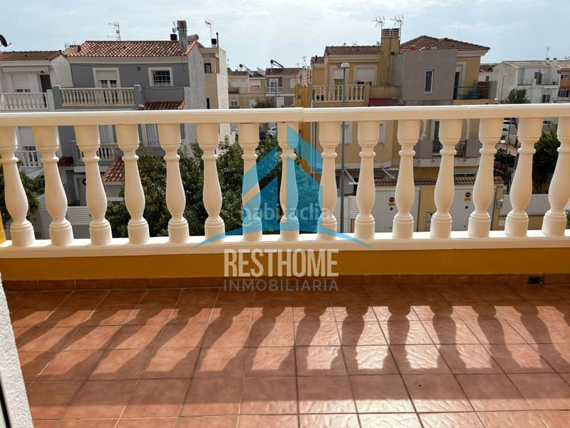 Foto cc776ea0-df3c-475a-a207-bb07cfd79b91. Casa a schiera con parcheggio in Bulevar del Xúquer Cullera