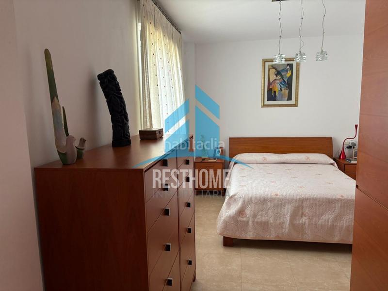 Foto f3ca8f9c-ea52-447f-803b-30dab14f7087. Casa a schiera con parcheggio in Bulevar del Xúquer Cullera