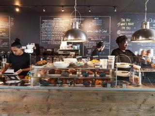 Business premise in Calle de Àngel Guimerà