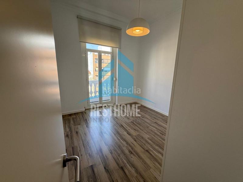 Foto 525d452a-9241-4ca8-9b78-8b03121a2937. Alquiler apartamento alquiler de piso en avenida del regne de valència en Valencia